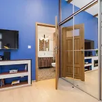 Deluxe Apartments Krakow Brzozowa by Renters