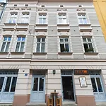 Deluxe Apartments Krakow Brzozowa by Renters
