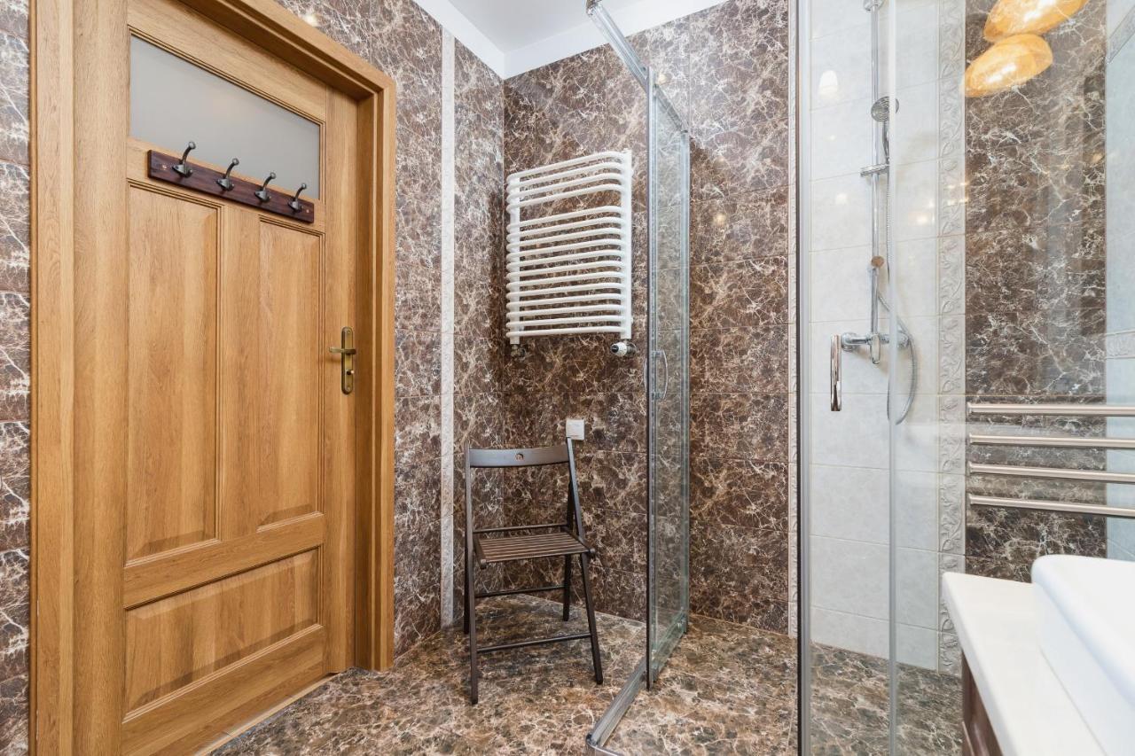 Deluxe Brzozowa By Renters Kraków